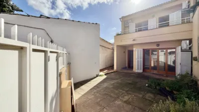 House on Carrer de Florida photo 7