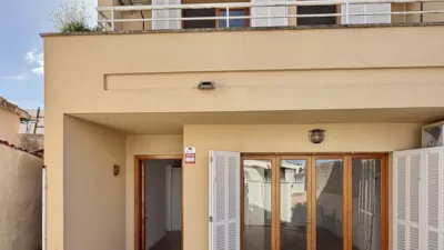 House on Carrer de Florida photo 8
