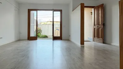 House on Carrer de Florida photo 33