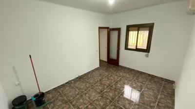 Apartment on Carrer d'Isaac Albéniz photo 13