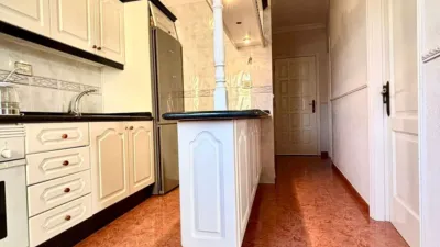 Apartment on Poetas Españoles Street photo 3