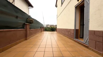 Chalet en venta en Can Parellada, Can Parellada (Distrito Can Parellada-Les Fonts. Terrassa) de 397.000 €