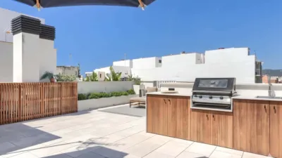 Semi-detached chalet in Carrer de Llucmajor photo 2