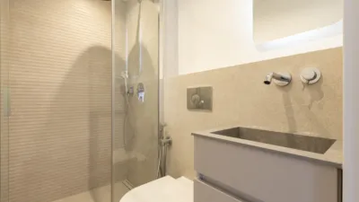 Apartment on Carrer de Benito Jerónimo Feijóo photo 10