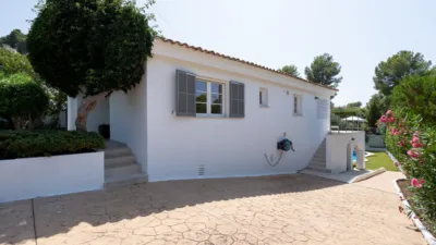 Villa on Carrer dels Tords photo 2