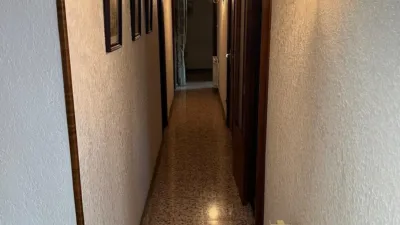 Piso en Carrer Sant Lluís Bertran photo 26