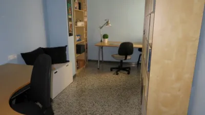 Flat on Carrer Cronista Remigi Vicedo photo 8