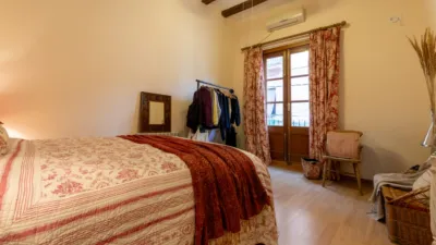 Apartment on Carrer de la Merceria photo 21