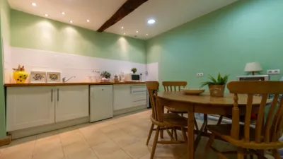 Apartment on Carrer de la Merceria photo 4