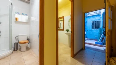 Apartment on Carrer de la Merceria photo 29