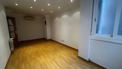 Piso en alquiler en Avenida de Felipe II - Imagen 2