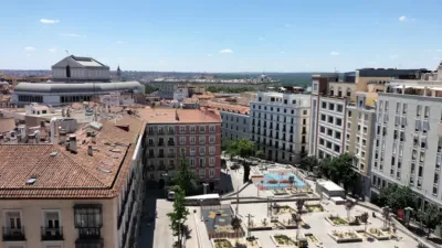 Habitación en alquiler en Calle de Tetuán, 15, Sol (Distrito Centro. Madrid Capital) de 1.215 €<span>/mes</span>