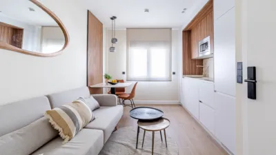 Apartamento en alquiler en Calle de San Buenaventura - Imagen 2