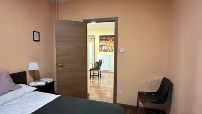Piso en alquiler en Calle de Toledo, cerca de Calle del Duque de Salas, Casco Histórico (Mérida) de 3.500 €<span>/mes</span>