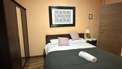 Piso en alquiler en Calle de Toledo, cerca de Calle del Duque de Salas, Casco Histórico (Mérida) de 3.500 €<span>/mes</span>