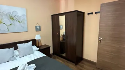 Piso en alquiler en Calle de Toledo, cerca de Calle del Duque de Salas, Casco Histórico (Mérida) de 3.500 €<span>/mes</span>