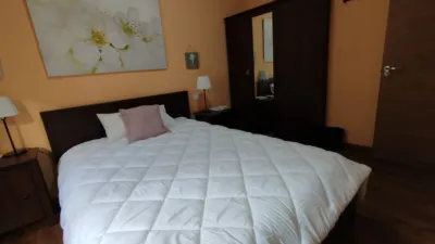 Piso en alquiler en Calle de Toledo, cerca de Calle del Duque de Salas, Casco Histórico (Mérida) de 3.500 €<span>/mes</span>
