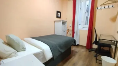 Piso en alquiler en Calle de Toledo, cerca de Calle del Duque de Salas, Casco Histórico (Mérida) de 3.500 €<span>/mes</span>