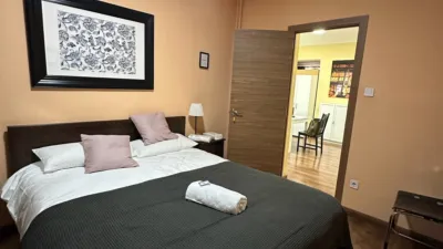 Piso en alquiler en Calle de Toledo, cerca de Calle del Duque de Salas, Casco Histórico (Mérida) de 3.500 €<span>/mes</span>