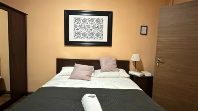 Piso en alquiler en Calle de Toledo, cerca de Calle del Duque de Salas, Casco Histórico (Mérida) de 3.500 €<span>/mes</span>