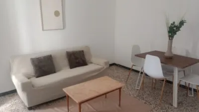 Piso en alquiler en Carrer de Sant Miquel, Centro (Distrito Núcleo Urbano. Elx - Elche) de 990 €<span>/mes</span>