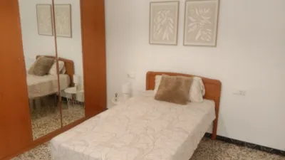 Piso en alquiler en Carrer de Sant Miquel, Centro (Distrito Núcleo Urbano. Elx - Elche) de 990 €<span>/mes</span>