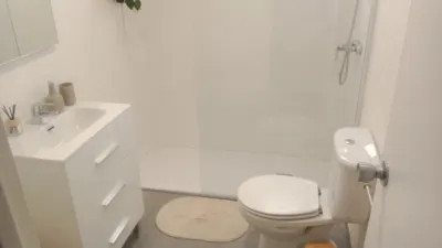 Piso en alquiler en Carrer de Sant Miquel, Centro (Distrito Núcleo Urbano. Elx - Elche) de 990 €<span>/mes</span>
