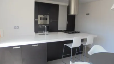 Ático en alquiler en Carrer Corredora, número 00, Centro (Distrito Núcleo Urbano. Elx - Elche) de 1.200 €<span>/mes</span>