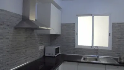 Habitación en alquiler en Carrer Gabriel y Galán, Centro (Distrito Núcleo Urbano. Elx - Elche) de 190 €<span>/mes</span>