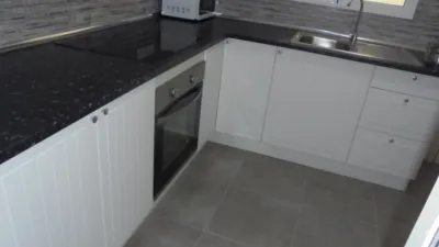 Habitación en alquiler en Carrer Gabriel y Galán, Centro (Distrito Núcleo Urbano. Elx - Elche) de 190 €<span>/mes</span>