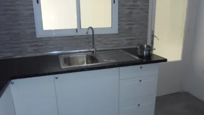 Habitación en alquiler en Carrer Gabriel y Galán, Centro (Distrito Núcleo Urbano. Elx - Elche) de 190 €<span>/mes</span>
