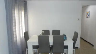 Habitación en alquiler en Carrer Gabriel y Galán, Centro (Distrito Núcleo Urbano. Elx - Elche) de 190 €<span>/mes</span>