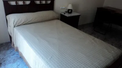Habitación en alquiler en Carrer Manuel Garrigos Alberola, Altabix (Distrito Núcleo Urbano. Elx - Elche) de 275 €<span>/mes</span>