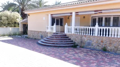 House on Carrer Manual Flores photo 2