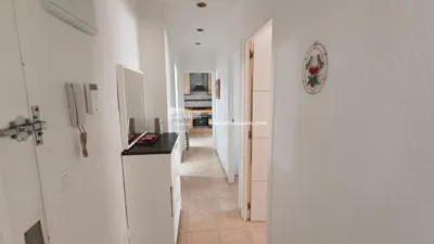 Apartment on Avenida González Vicen photo 13