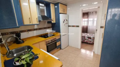 Apartment on Avenida González Vicen photo 10