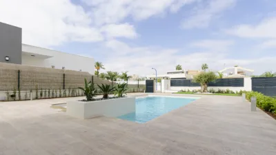 Single-family chalet in Dehesa de Campoamor-Aguamarina photo 23