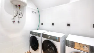 Piso en alquiler en Calle de Casajara, 7, La Trinidad-Mármoles-Perchel Norte (Distrito Centro. Málaga Capital) de 1.250 €<span>/mes</span>