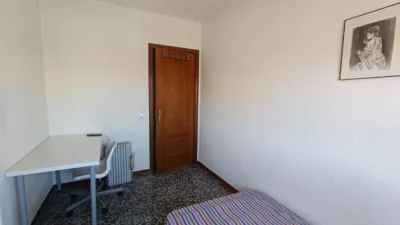 Flat on Calle de Caunedo photo 23