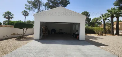 Chalet unifamiliar en Avinguda del Pino photo 3