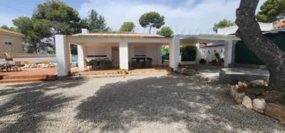 Chalet unifamiliar en Avinguda del Pino photo 9