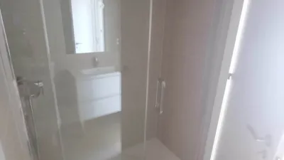 Piso en alquiler en Calle Escritora Angela Lopez de Ayala, Ciudad Jardín-Zoco (Córdoba Capital) de 1.100 €<span>/mes</span>