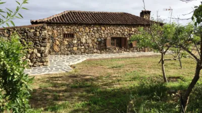 Rustic chalet on Camino del Sobrado photo 11
