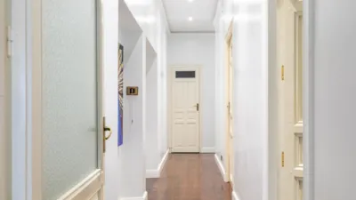 Apartment on Calle de la Colegiata photo 9