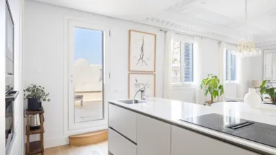 Apartment on Calle de Valverde photo 18