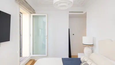 Apartment on Calle de Valverde photo 51