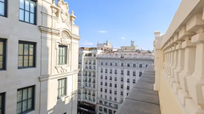 Apartment on Calle de Valverde photo 55