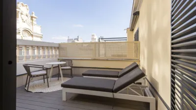 Apartment on Calle de Valverde photo 53