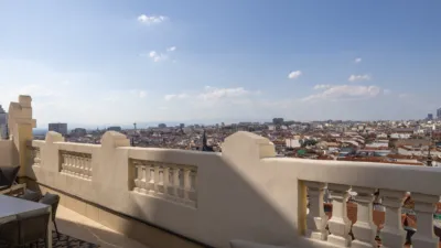 Apartment on Calle de Valverde photo 26