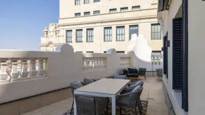 Apartment on Calle de Valverde photo 27